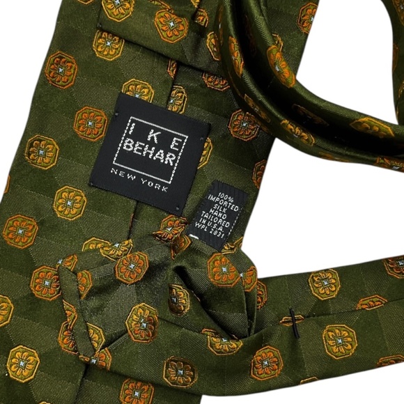 IKE BEHAR Green Geometric Floral Silk LUXURY Tie HANDMADE USA - Picture 4 of 5